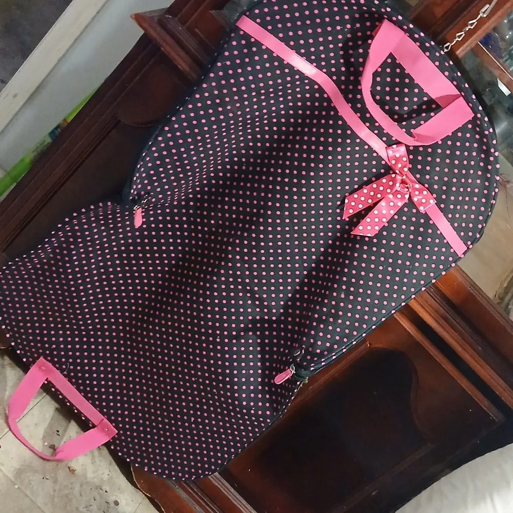 Skater‎ Travel Bag ,pink polka Dots W Pink Polkadot Ribbon. 20x23in.zipped Up